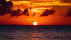 宮古島 グルメ・食事 - sun, sunset, sky, cloud, evening, japan, landscape, light, sea, sunset in japan japan, nature, okinawa, coast, red sunset, ishigaki island, beach